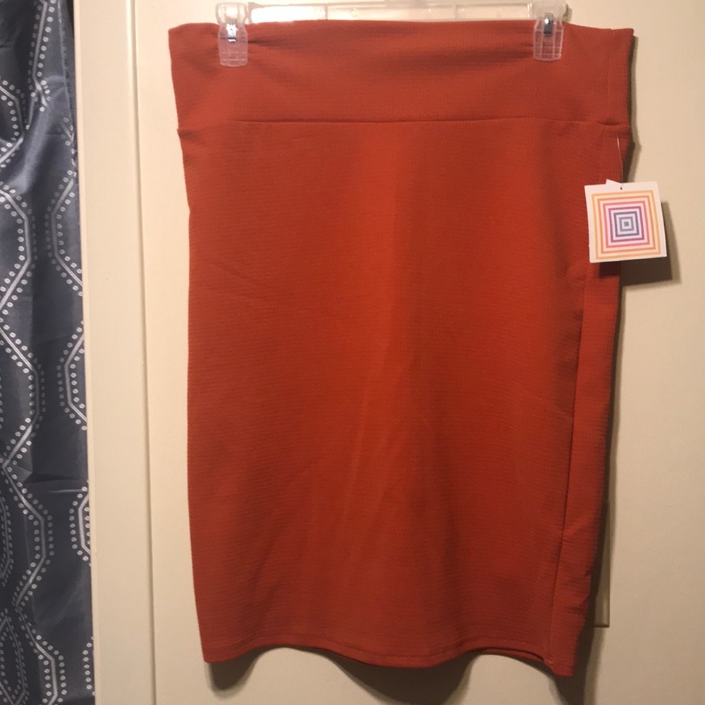 LuLaRoe “Cassie” skirt